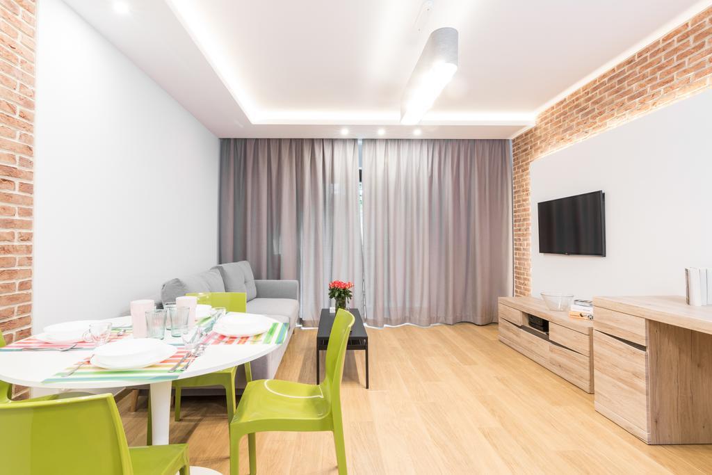 Cityheaven With Parking And Ac Краків Екстер'єр фото